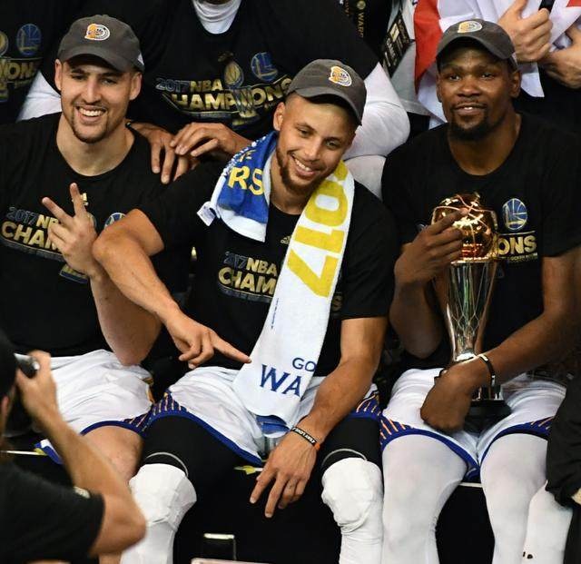 海港抓住一 海港抓住一