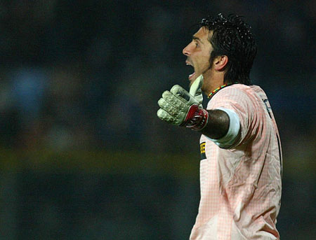 前场压迫 前场压迫